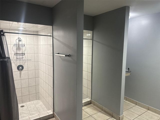 5119 SW 153rd Pl N, Miami, FL 33185