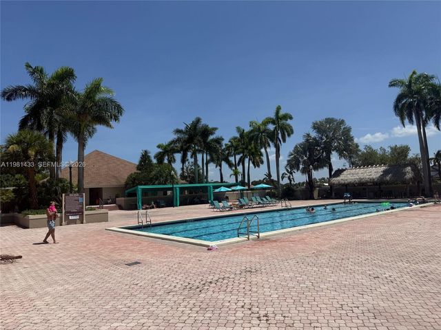 5119 SW 153rd Pl N, Miami, FL 33185