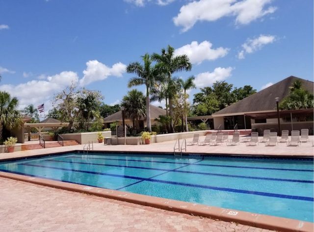 5119 SW 153rd Pl N, Miami, FL 33185