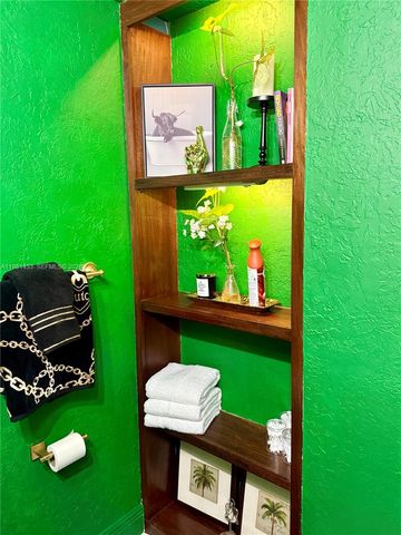 5119 SW 153rd Pl N, Miami, FL 33185