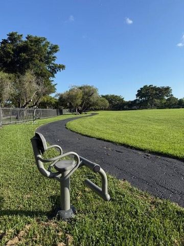 5119 SW 153rd Pl N, Miami, FL 33185