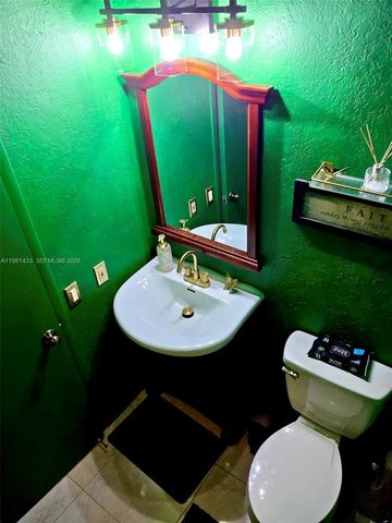 5119 SW 153rd Pl N, Miami, FL 33185