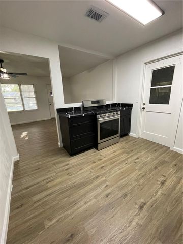 1119 Tobola Street, Rosenberg, TX 77471