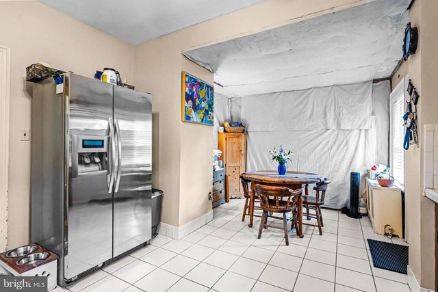 233 E KINGS HWY, Audubon, NJ 08106