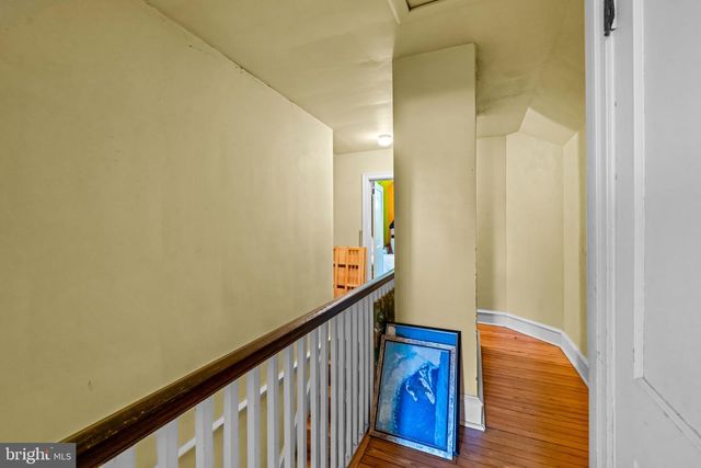 233 E KINGS HWY, Audubon, NJ 08106