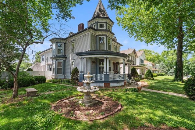 309 N Esplanade Street, Leavenworth, KS 66048