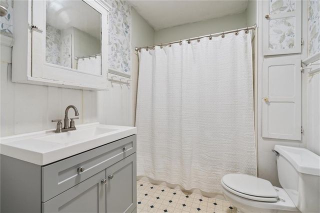 309 N Esplanade Street, Leavenworth, KS 66048