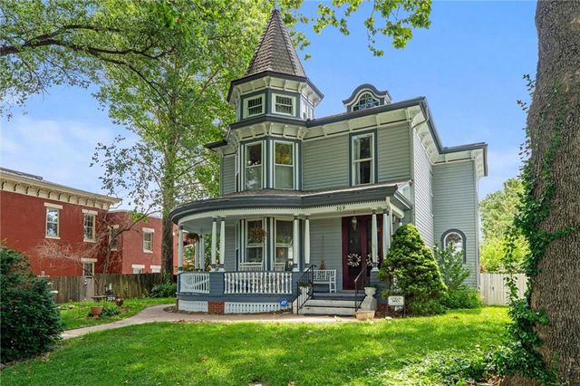 309 N Esplanade Street, Leavenworth, KS 66048