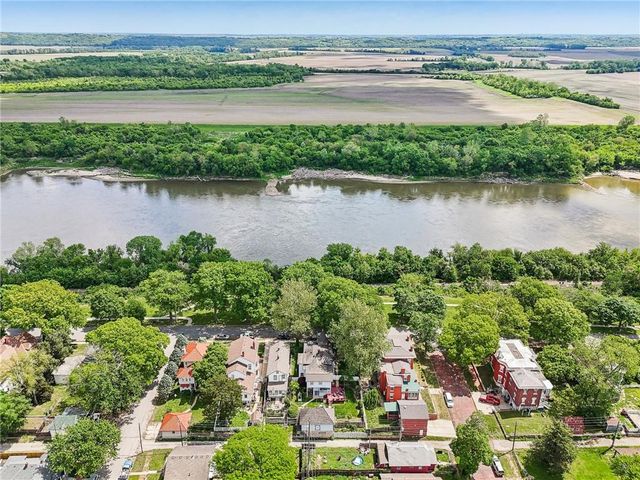 309 N Esplanade Street, Leavenworth, KS 66048