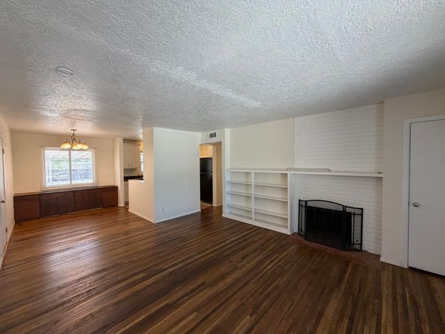 317 Cagua Drive NE, Albuquerque, NM 87108