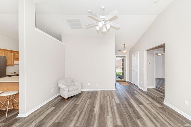 279 S Eagle Glen Trail, Columbia City, IN 46725