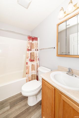 279 S Eagle Glen Trail, Columbia City, IN 46725