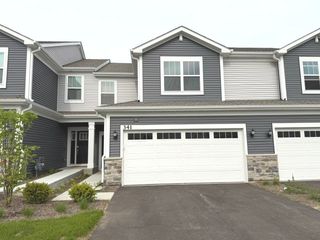 341 Red Oak Circle, Volo, IL 60020