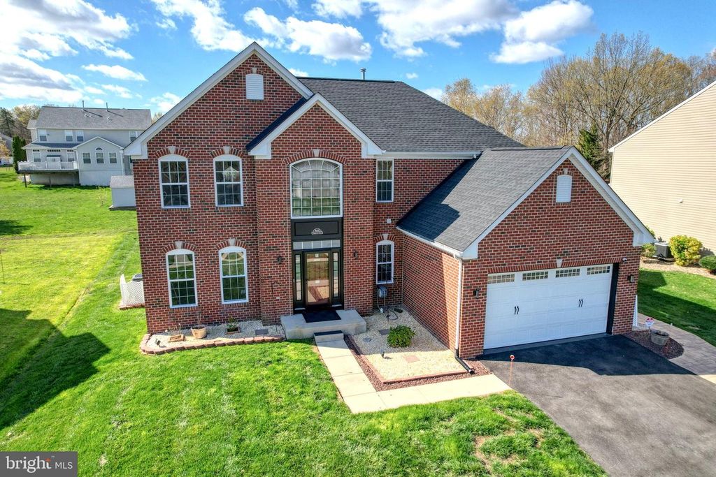 Image 1 of property listing at 204 MAGNOLIA DR, Elkton, MD 21921