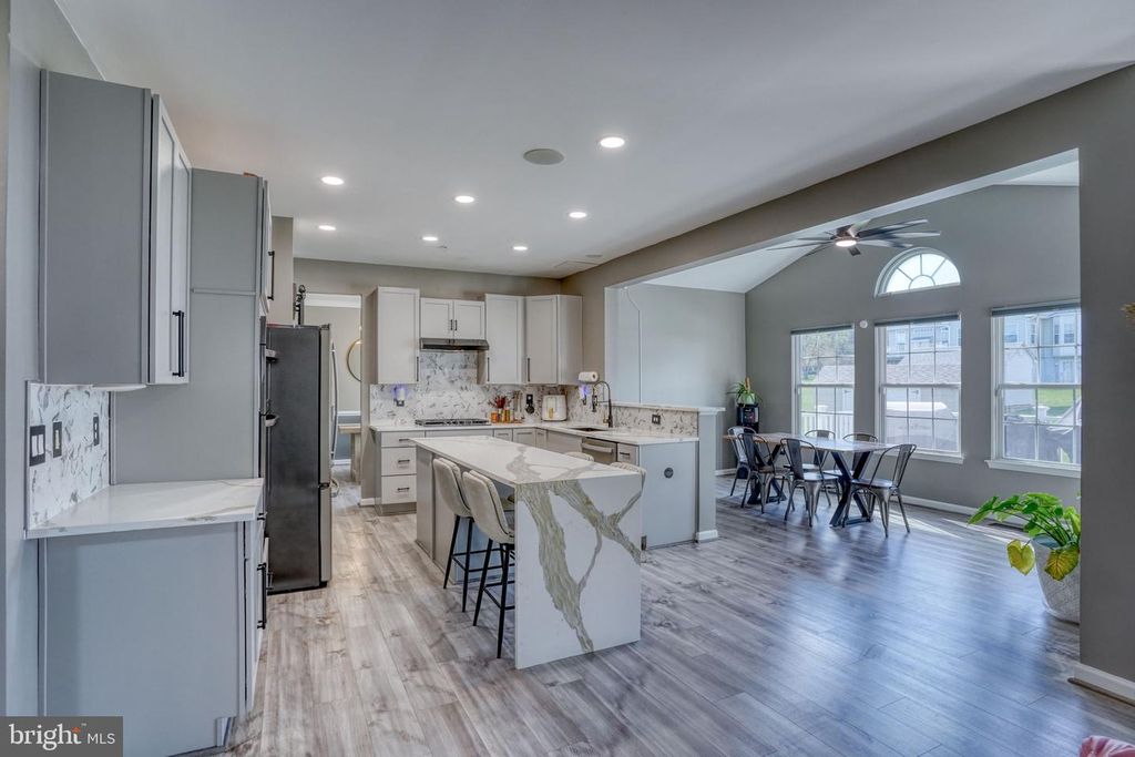 Image 12 of property listing at 204 MAGNOLIA DR, Elkton, MD 21921