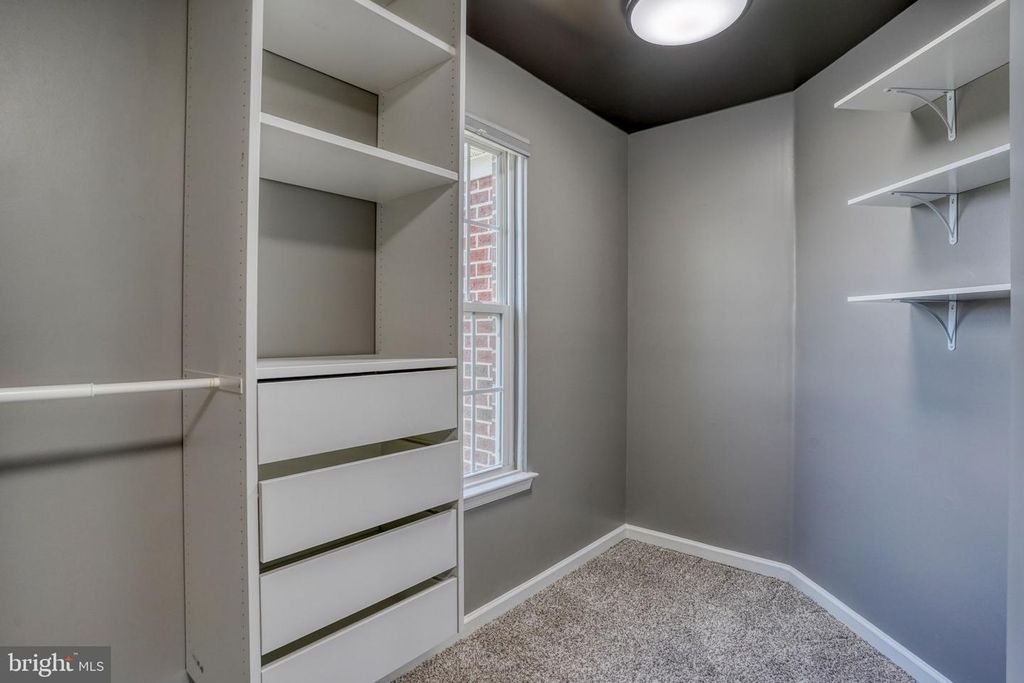 Image 34 of property listing at 204 MAGNOLIA DR, Elkton, MD 21921