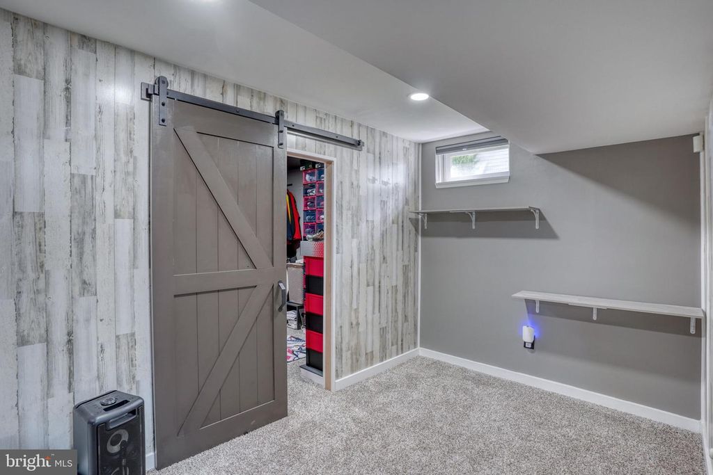 Image 43 of property listing at 204 MAGNOLIA DR, Elkton, MD 21921