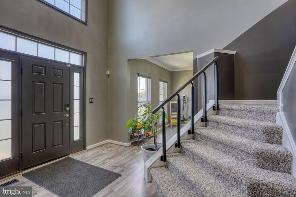 Image 5 of property listing at 204 MAGNOLIA DR, Elkton, MD 21921