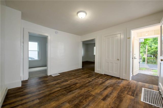 209 Lakeview Avenue, Syracuse, NY 13204