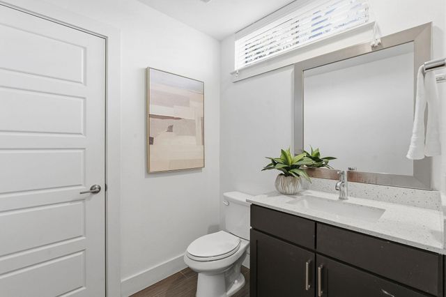 2002 Glen Allen ST 104, Austin, TX 78704