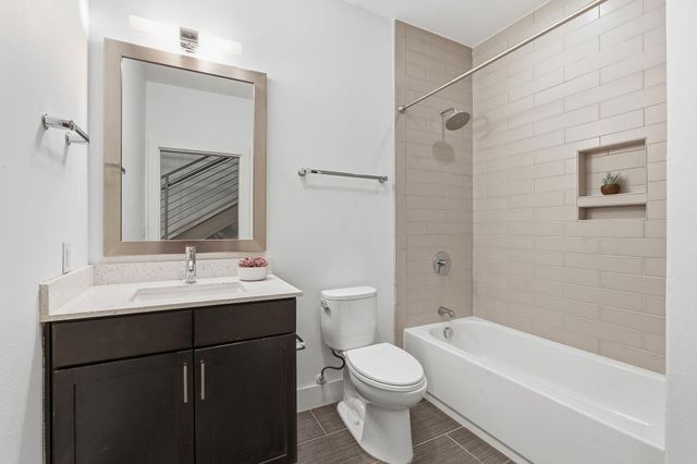 2002 Glen Allen ST 104, Austin, TX 78704