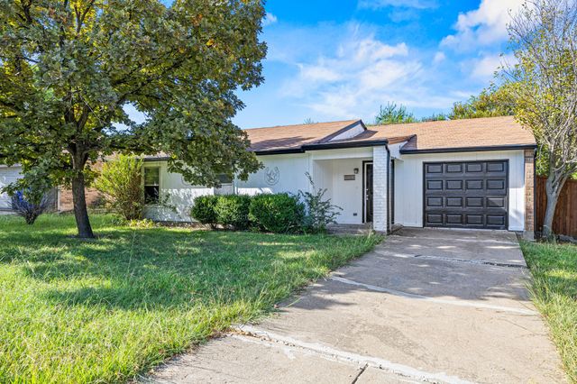 606 Circleview Drive, Mansfield, TX 76063