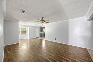 606 Circleview Drive, Mansfield, TX 76063