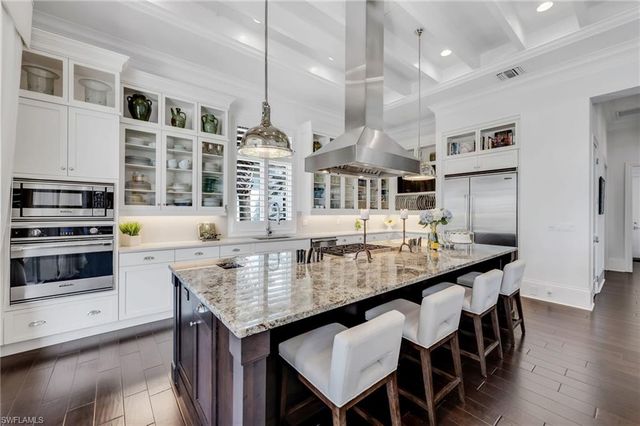 2157 Asti CT, Naples, FL 34105