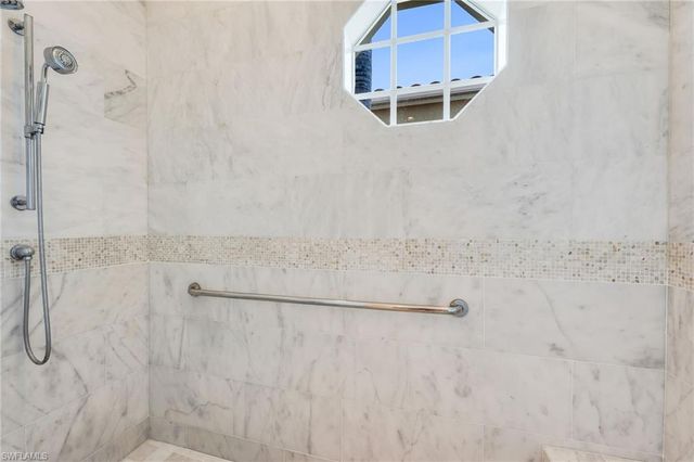 2157 Asti CT, Naples, FL 34105