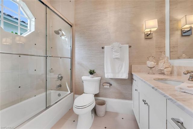 2157 Asti CT, Naples, FL 34105