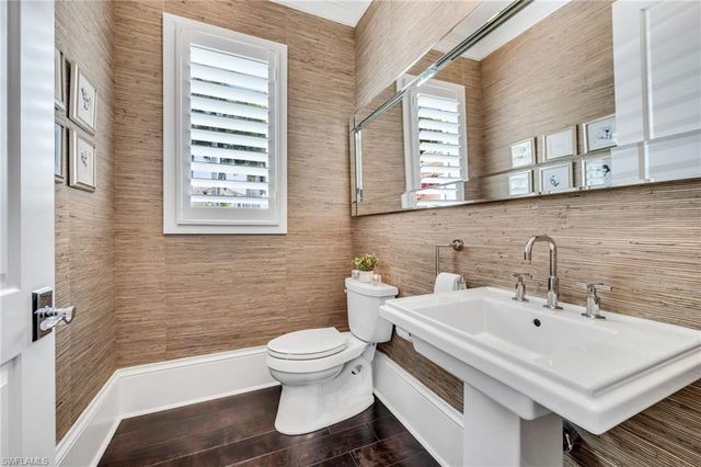 2157 Asti CT, Naples, FL 34105