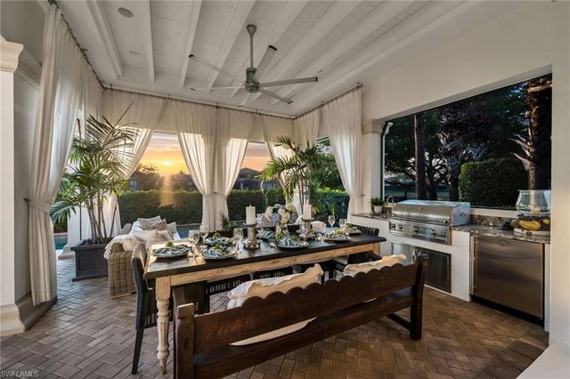 2157 Asti CT, Naples, FL 34105