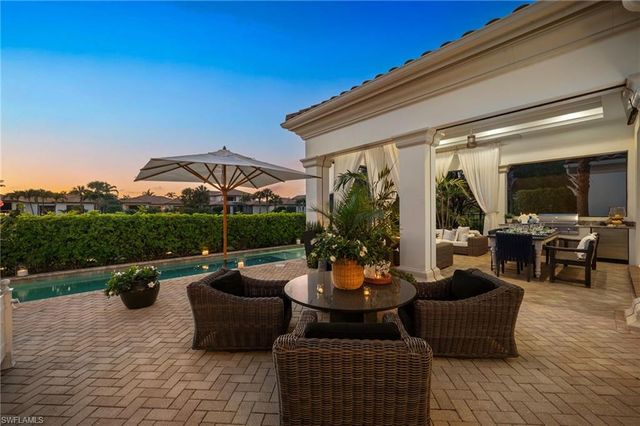 2157 Asti CT, Naples, FL 34105