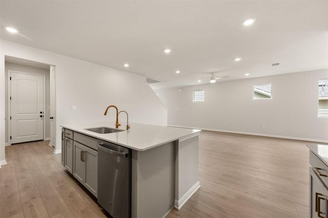 231 Ranier WAY, Dripping Springs, TX 78620