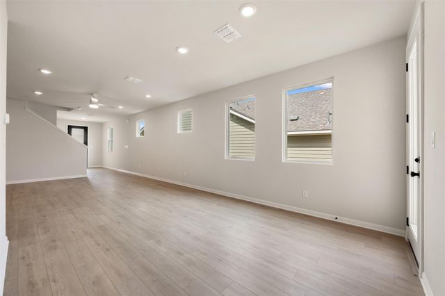 231 Ranier WAY, Dripping Springs, TX 78620