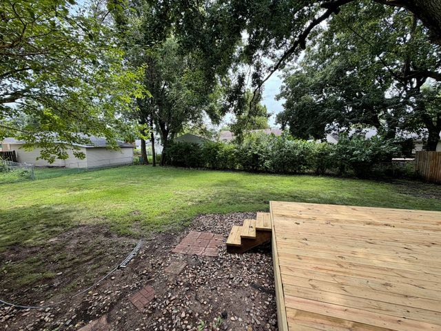 8304 Airline Avenue, Urbandale, IA 50322