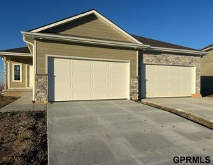 11706 S 125 Street, Papillion, NE 68046