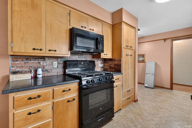 2120 Crestview Court, Lafayette, IN 47905