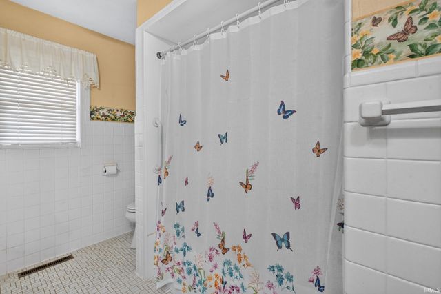 2120 Crestview Court, Lafayette, IN 47905
