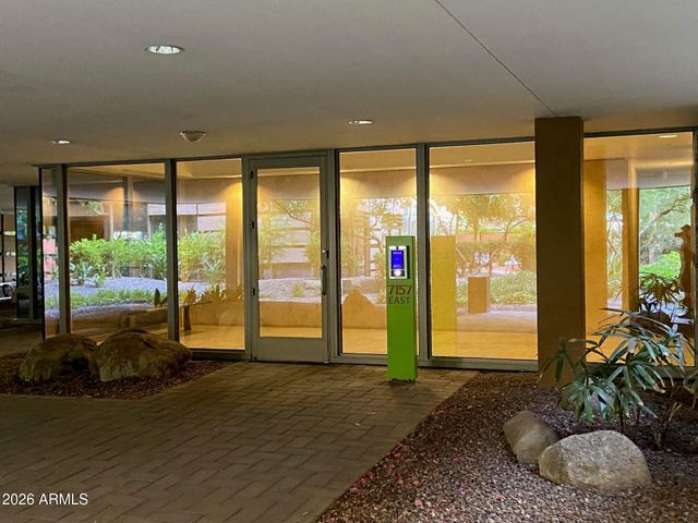 7157 E RANCHO VISTA Drive 1004, Scottsdale, AZ 85251