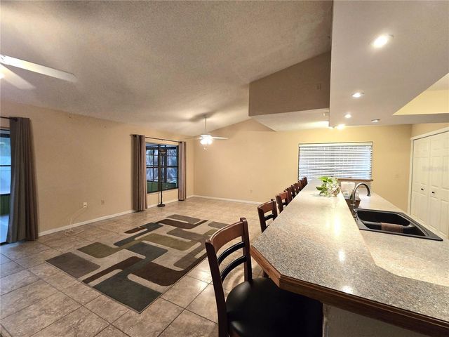812 SANDALWOOD DRIVE, Plant City, FL 33563