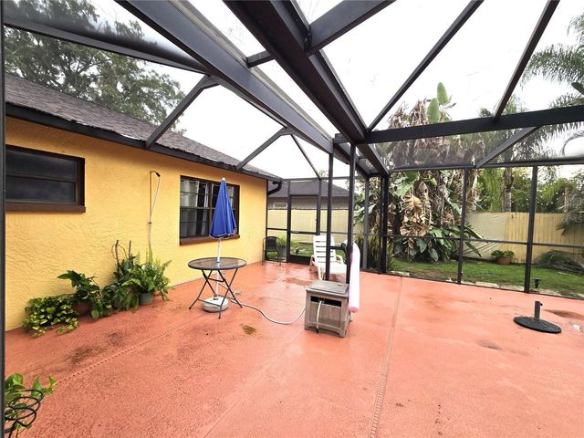 812 SANDALWOOD DRIVE, Plant City, FL 33563