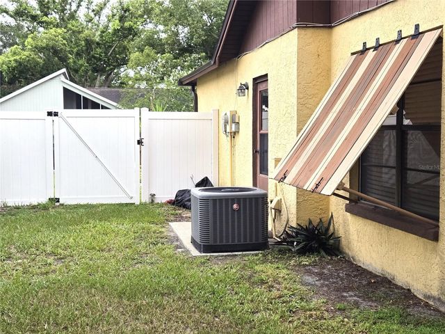 812 SANDALWOOD DRIVE, Plant City, FL 33563