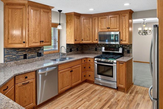4708 Weston Hills Drive, Eagan, MN 55123