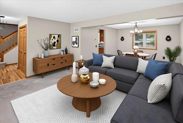 4708 Weston Hills Drive, Eagan, MN 55123