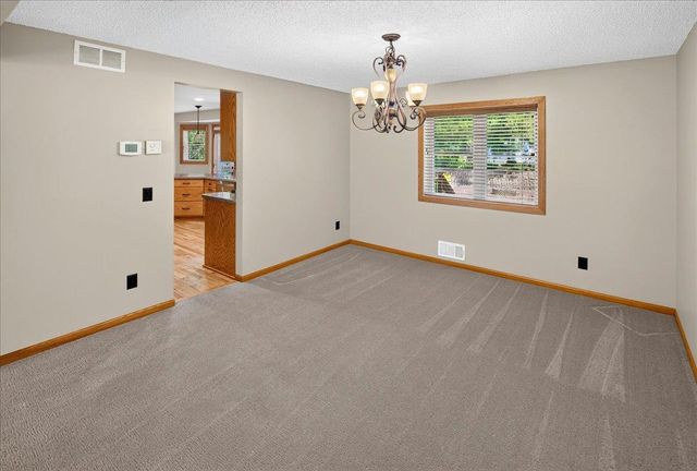 4708 Weston Hills Drive, Eagan, MN 55123