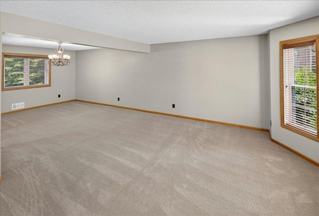 4708 Weston Hills Drive, Eagan, MN 55123