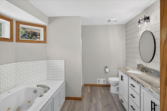 4708 Weston Hills Drive, Eagan, MN 55123