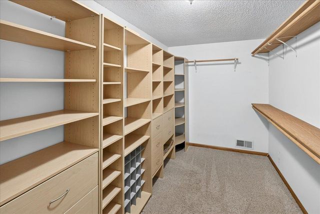 4708 Weston Hills Drive, Eagan, MN 55123