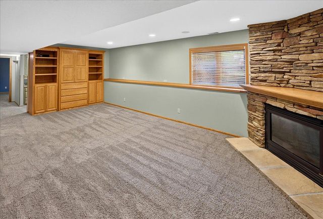 4708 Weston Hills Drive, Eagan, MN 55123